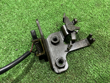 トランクロック SUBARU LEGACY OEM 57534AC011 BEE BE9 BE5 2002 SILVER 01G