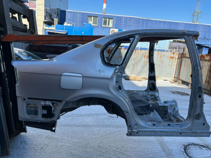 右リアフェンダー SUBARU LEGACY OEM 51410AE001 BEE BE9 BE5 2002 SILVER 01G