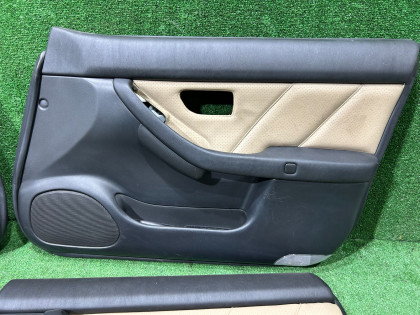 车门饰板 кожа SUBARU LEGACY OEM 94211AE180ML, 94211AE190ML, 94220AE760ML, 94220AE770ML BEE BHE BE5 BE9 BH5 BH9 2002 SILVER 01G