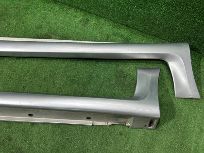 Estribos (par) BLITZEN SUBARU LEGACY OEM E2618AE200TG E2618AE210TG BEE 2002