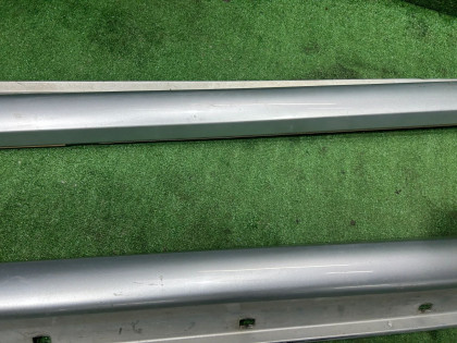 Estribos (par) BLITZEN SUBARU LEGACY OEM E2618AE200TG E2618AE210TG BEE 2002