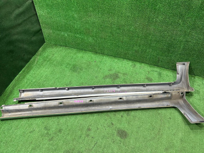 Estribos (par) BLITZEN SUBARU LEGACY OEM E2618AE200TG E2618AE210TG BEE 2002