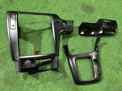 ชุดกรอบเครื่องเสียง SUBARU LEGACY OEM 66060AE420, 66050AE320, 94110AE481 BEE BHE BE5 BE9 BH5 BH9 2002 SILVER 01G