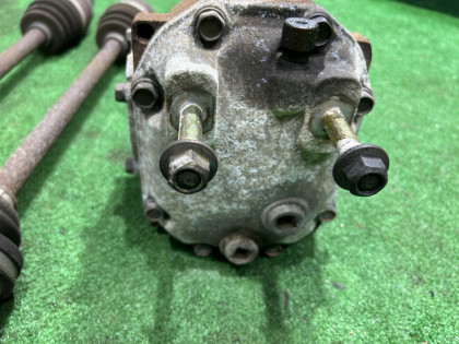 เฟืองท้าย 4.111 SUBARU LEGACY OEM 27011AA343 BEE BHE BE5 BE9 BH5 BH9 2002 EZ30 AT