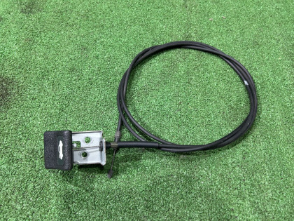 สายดึงฝากระโปรง черный SUBARU LEGACY OEM 57330AE000ML BEE BE9 BE5 2002 SILVER 01G