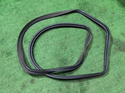 ยางขอบฝาท้าย SUBARU LEGACY OEM 57532AE000 BEE BE9 BE5 2002 SILVER 01G