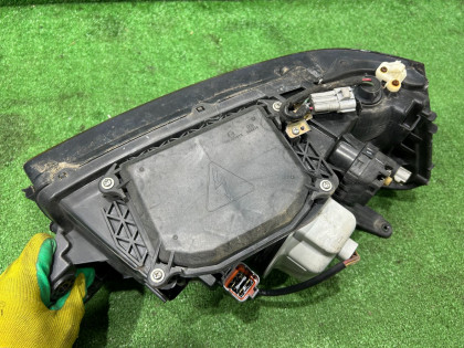 ไฟหน้า Ксенон SUBARU LEGACY OEM 84001AE300 84001AE310 BEE BE9 BE5 2002