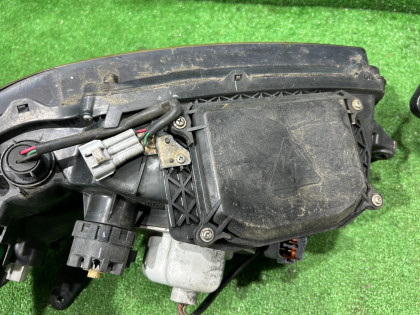 ไฟหน้า Ксенон SUBARU LEGACY OEM 84001AE300 84001AE310 BEE BE9 BE5 2002