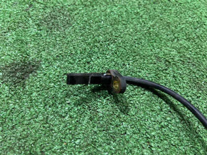 เซ็นเซอร์ ABS หน้าขวา SUBARU LEGACY OEM 27540AG100 BL9 BL5 BLE 2008 EJ253 AT