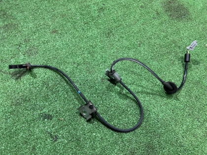 เซ็นเซอร์ ABS หน้าขวา SUBARU LEGACY OEM 27540AG100 BL9 BL5 BLE 2008 EJ253 AT