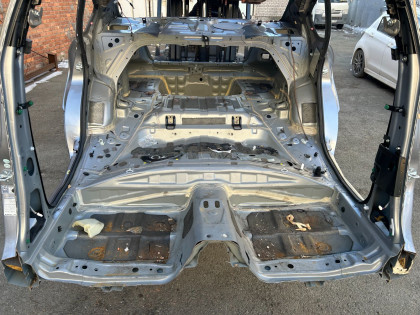 Sección trasera de la carrocería Rear Cut SUBARU LEGACY OEM 51490AG0409P 51490AG0509P 52122AG0409P BL9 2008 SILVER C6Z