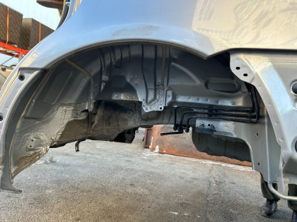 Guarda-lamas traseiro esquerdo SUBARU LEGACY OEM 51490AG0509P BL9 2008 SILVER C6Z