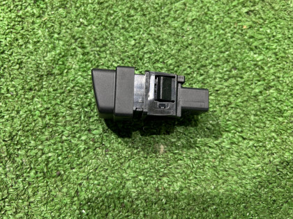 开关 TRC off SUBARU LEGACY OEM 83245AG010 BL9 2008 EJ253 AT