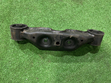 Soporte del diferencial SUBARU LEGACY OEM 41310AE002 BE5 2002 EJ206 AT