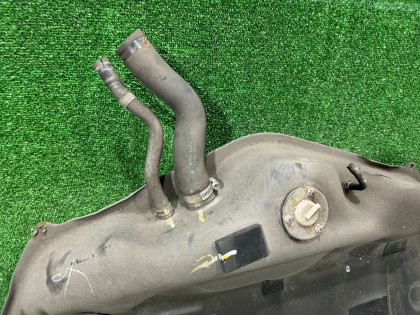 ถังน้ำมัน SUBARU LEGACY OEM 42012AE010 BE5 2002 EJ206 AT