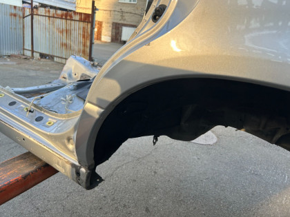 车身后段 Rear Cut SUBARU LEGACY OEM 51410AE001, 51410AE012 52401AE002 52122AE180 BE5 2002 SILVER 01G