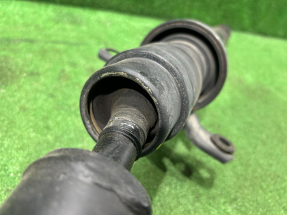 เพลากลาง SUBARU LEGACY OEM 27111AE101 BE5 2002 EJ206 AT