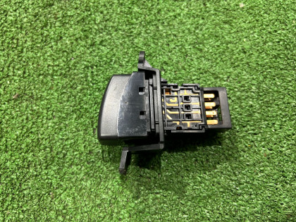 Interruptor de luces de emergencia SUBARU LEGACY OEM 83037AE000 BE5 2002 EJ206 AT