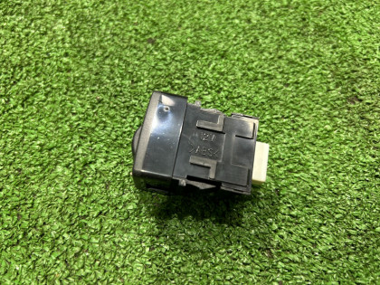 大灯高度调节开关 SUBARU LEGACY OEM 83011AE010 BE5 BH5 BH9 BE9 BHE BEE 2002 EJ206 AT