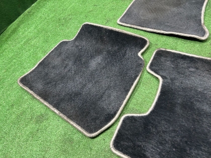 Floor mats SUBARU LEGACY OEM 95011AE021ML BE5 2002 SILVER 01G
