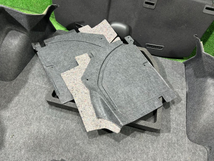 后备箱饰板 SUBARU LEGACY OEM 94514AE022, 94511AE030, 94511AE040, 94511AE050 BE5 2002 SILVER 01G