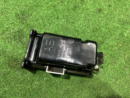 烟灰缸 SUBARU LEGACY OEM 66160AE000 BE5 2002 SILVER 01G