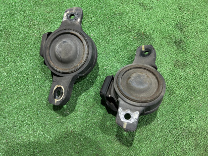 ยางแท่นเครื่อง 41022AE001 41022AE011 SUBARU LEGACY