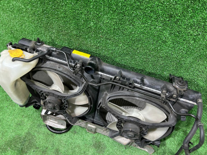 发动机水箱 SUBARU LEGACY OEM 45111AE022 BE5 2002 EJ206 AT
