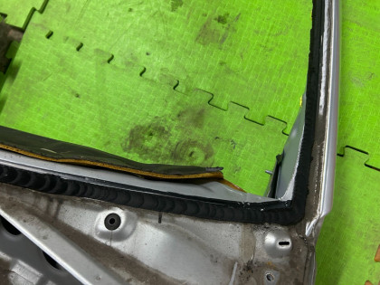 フロントガラスフレーム SUBARU LEGACY OEM 53400AE001 51420AE000 BE5 2002