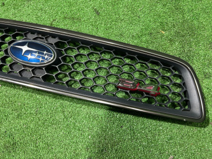 Radiator grille SUBARU LEGACY OEM 91121AE230 BE5 2002 SILVER 01G