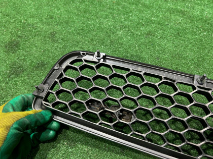 Radiator grille SUBARU LEGACY OEM 91121AE230 BE5 2002 SILVER 01G