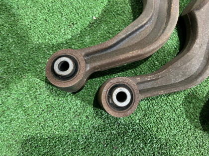 Braços de suspensão traseiros SUBARU LEGACY OEM 20250AE020 20250AE040 20250AE010 20250AE000 BE5 2002 EJ206 AT