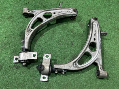 前摆臂 SUBARU LEGACY OEM 20200FA071 20200FA061 BHE BH9 BH5 BE5 BE9 BEE 2002 EJ206 AT