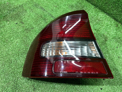 ไฟท้ายซ้าย SUBARU LEGACY OEM 84201AE05A BE5 2002