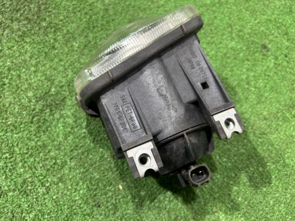Faro antiniebla derecho SUBARU LEGACY OEM 84501AE180 BE5 2002