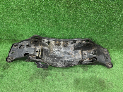 คานหลัง SUBARU FORESTER OEM 20150SA020 SG5 2007 EJ205 AT