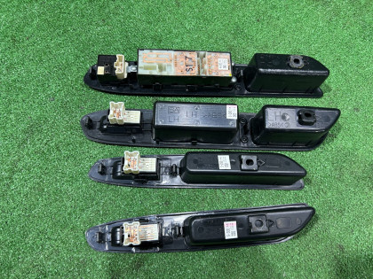 Window control module SUBARU FORESTER OEM 83071SA120 83071SA160 SG5 2007 EJ205 AT