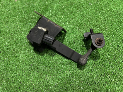 เซ็นเซอร์ปรับระดับไฟหน้า (ด้านหลัง) SUBARU FORESTER OEM 84031SA000 SG5 2007