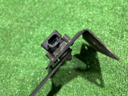 เซ็นเซอร์ปรับระดับไฟหน้า (ด้านหลัง) SUBARU FORESTER OEM 84031SA000 SG5 2007