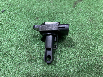 Mass airflow sensor (MAF) 22680AA310 SUBARU FORESTER