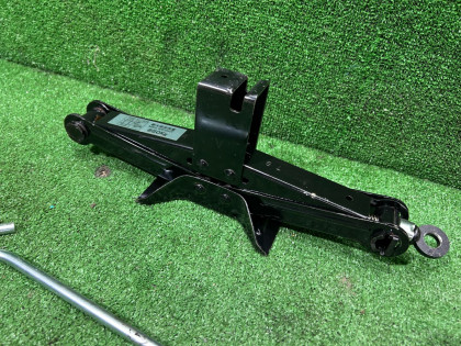 แม่แรง Высокий SUBARU FORESTER OEM 97030FC111 SG5 2007