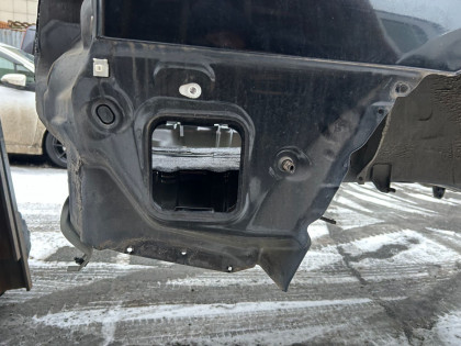 ชิ้นส่วนตัวถังท้ายรถ Rear Cut SUBARU FORESTER OEM 51439SA0029P 51439SA0129P 52120FC201 SG5 2006 BLACK 32J 32J