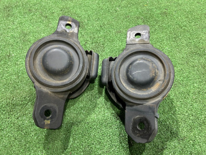 ยางแท่นเครื่อง SUBARU FORESTER OEM 41022SA010 41022AE011 SG5 2007 EJ205 AT