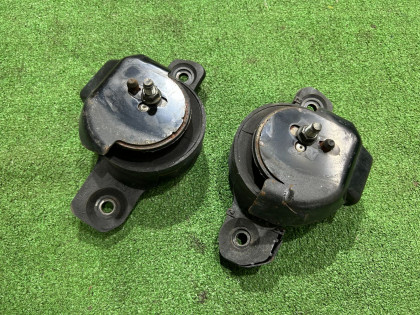 ยางแท่นเครื่อง SUBARU FORESTER OEM 41022SA010 41022AE011 SG5 2007 EJ205 AT