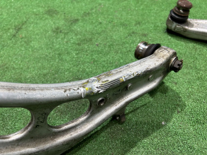 フロントアーム аллюминий SUBARU FORESTER OEM 20202SA120 20202SA051 SG5 2007 EJ205 AT