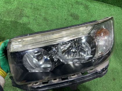 ไฟหน้า SUBARU FORESTER OEM 84002SA121 84002SA131 SG5 2006