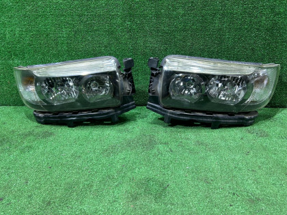 ไฟหน้า 84002SA121 84002SA131 SUBARU FORESTER