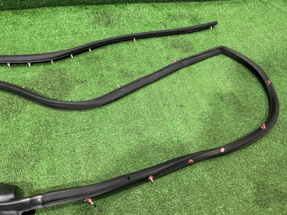 ยางขอบประตูขวา SUBARU FORESTER OEM 63511SA000 SG5 2007 BLACK 32J 32J