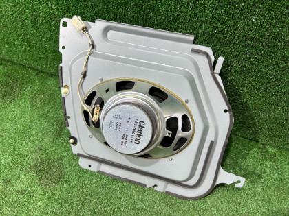 ซับวูฟเฟอร์ SUBARU FORESTER OEM 86301SA080 SG5 2007