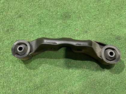 Apoio do diferencial SUBARU LEGACY OEM 41310AE012 BE5 BH5 2002 EJ208 MT5
